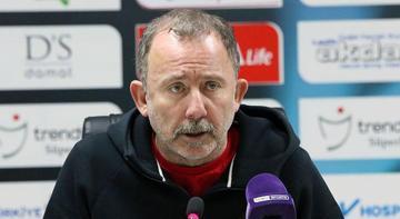 Antalyaspor'dan Sergen Yalçın açıklaması: Kalmaya sıcak bakıyor