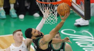 Boston Celtics, Cavaliers'ı devirdi konferans finaline yükseldi