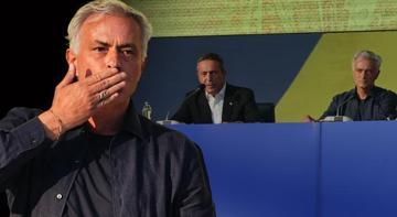Jose Mourinho, Fenerbahçe'ye imza attı! 'Burada olmayı çok istedim'