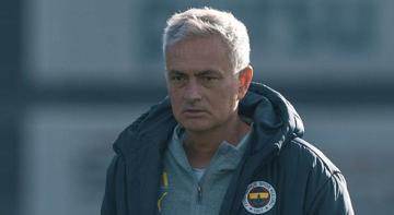 Fenerbahçe'de Jose Mourinho'dan zorunlu rotasyon! Samet Akaydin kararı