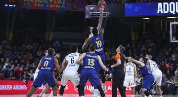 Barcelona - Anadolu Efes maçından kareler