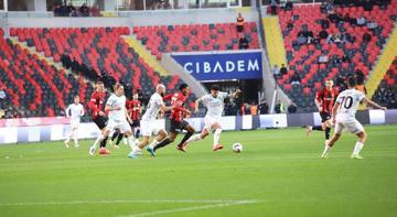 Gaziantep FK - Bodrum FK maçından kareler