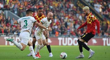 Alanyaspor, Göztepe'ye ilki yaşattı! VAR kararları damga vurdu