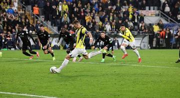 Fenerbahçe, Kadıköy'de golcüleriyle geri döndü!