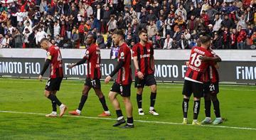 Gaziantep FK evinde hata yapmadı