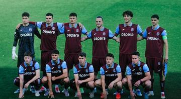 Bakan Bak'tan Trabzonspor U19'a tebrik!