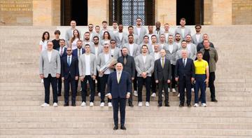 Fenerbahçe Beko kafilesinden Anıtkabir'e ziyaret!