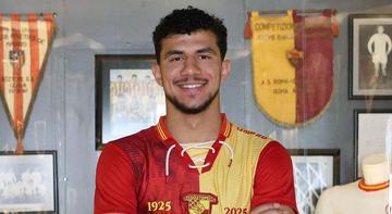 Ibrahim Sabra'nın imza töreninden kareler