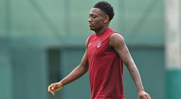 Trabzonspor'da Kazeem Olaigbe ilk antrenmanında!