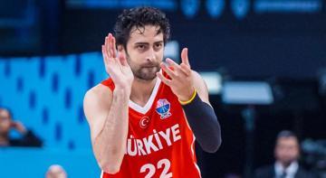 Furkan Korkmaz: Bu salonu kırmızıyla ve beyazla dolduralım!
