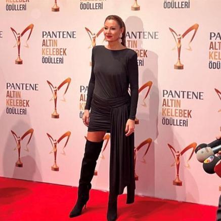 Kırmızı Halı: 47. Pantene Altın Kelebek Ödüllerinin en şıkları
