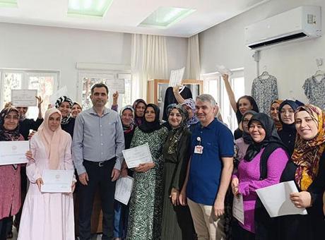 Kadınlara Meslek Edindirme Sertifikası Teslim Töreni