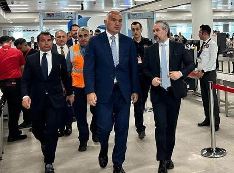 Bakan Ersoy yerinde inceledi: Antalya rekor bir yıla hazır