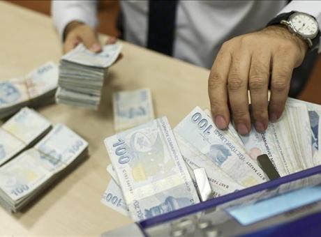 Bankacılık sektörünün mevduatı azaldı