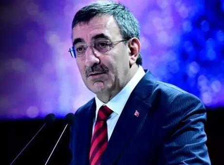 Cumhurbaşkanı Yardımcısı Yılmaz'dan, Pençe Operasyon bölgesinde şehit düşen Uzman Çavuş için başsağlığı mesajı
