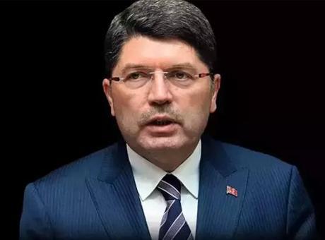 Bakan Tunç'tan, şehit Uzman Çavuş Önder Özen için başsağlığı mesajı