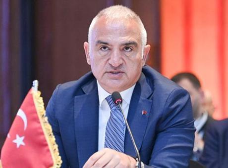 Bakan Ersoy, Kahire'de
