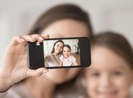 Mükemmel selfie çekmek için 12 önemli ipucu