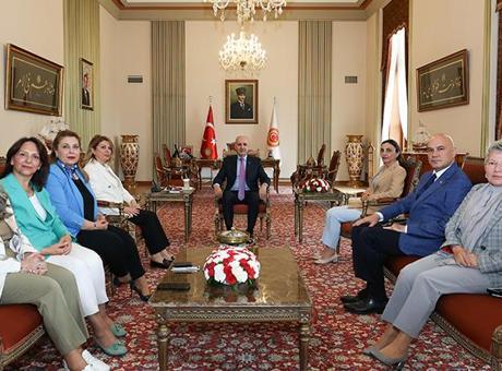 68388281a12e54de7c1109ef Meclis Başkanı Kurtulmuş, CHP'li Kaya ile İYİ Partili Çömez'i kabul etti