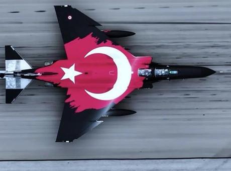 Milli Savunma Bakanlığı paylaştı! '114 yılın kudreti çelikten kanatlarla'