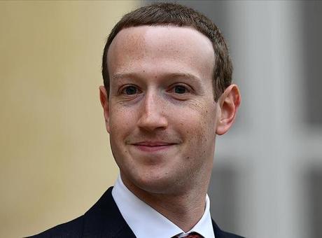 683ee95a146b3dd168fefe37 Mark Zuckerberg: Akıllı telefonlar artık miadını doldurdu