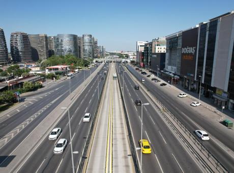 6842977e911df68ede45d237 Bayramın ilk günü İstanbul'da yollar boş kaldı