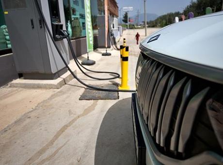 6842d91f691548ef57379764 Türkiye'de satılan her 10 otomobilden 4'ü elektrikli ya da hibrit
