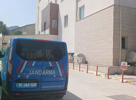 6842f931911df68ede45d529 Feci kaza: Kıyma makinesine elini kaptıran genç kız ağır yaralandı