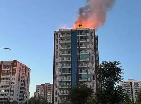 6845af5da12e54de7c113af9 4 kişi hayatını kaybetmişti! Bina sakinleri yaşadıklarını anlattı: Birinci katta bayılmak üzereydim