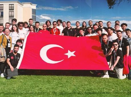 68489aeea12e54de7c11480e Selçuk Bayraktar tebrik etti! Türk takımları ABD'deki model uydu yarışmasında öne çıktı