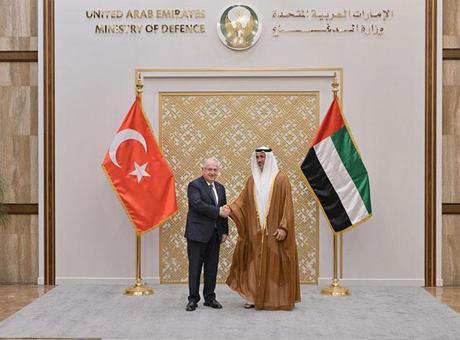 6849aae6911df68ede45e829 Bakan Güler, BAE Savunma İşlerinden Sorumlu Devlet Bakanı ile görüştü