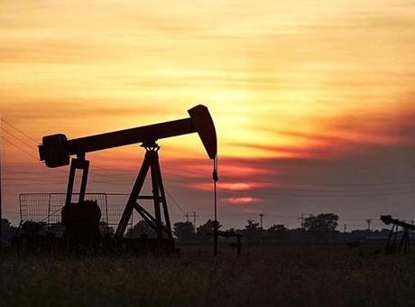 684b82d56c689faa63f7e587 İsrail'in İran'a saldırmasından sonra petrol fiyatları uçuşa geçti