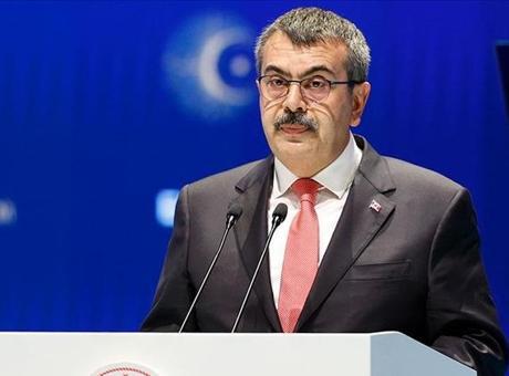684db3b5582529acd0a3e642 Bakan Tekin, LGS'ye girecek öğrencilere başarı diledi