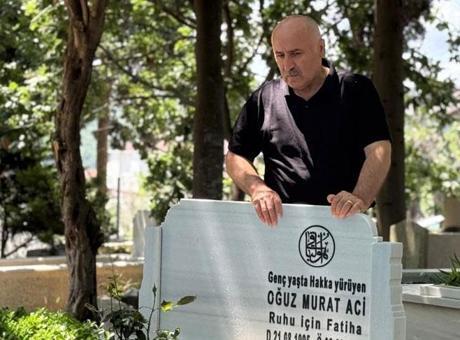 684e6e1f105959d3b8d439aa Oğuz Murat Aci’nin evinde buruk Babalar Günü: Benim oğlum da babaydı