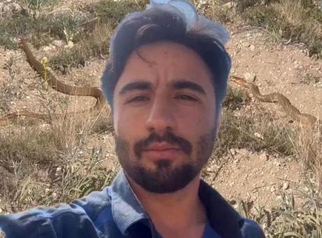 684fc8fd105959d3b8d44015 Hayvanlarını otlatırken dehşete düştü! ‘Bu büyüklükteki yılanla pek sık karşılaşmıyoruz’
