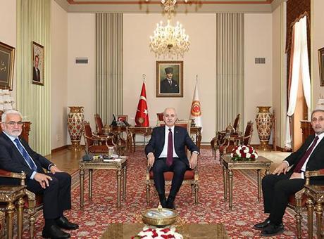 685040d5582529acd0a3edb1 Meclis Başkanı Kurtulmuş, Yapıcıoğlu'nu kabul etti