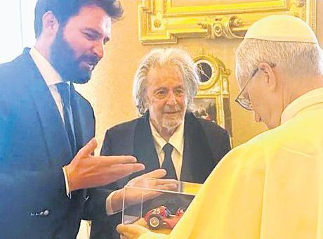 6850821e582529acd0a3ee34 Al Pacino’dan bir ‘ilk’