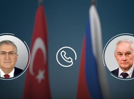 68518726582529acd0a3f295 Bakan Güler, Rusya Federasyonu Savunma Bakanı Belousov ile görüştü