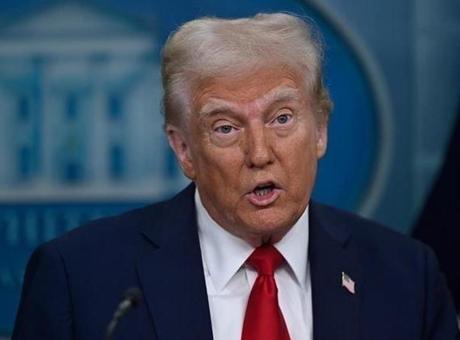 68519699582529acd0a3f2c7 Trump: İran semaları üzerinde eksiksiz kontrolümüz var