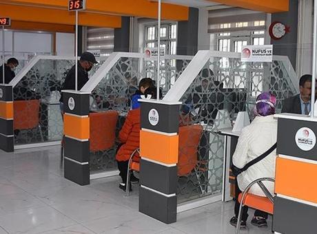 6853feab105959d3b8d45417 ÖSYM duyurdu: Nüfus müdürlükleri YKS'ye girecek öğrenciler için hafta sonu açık olacak