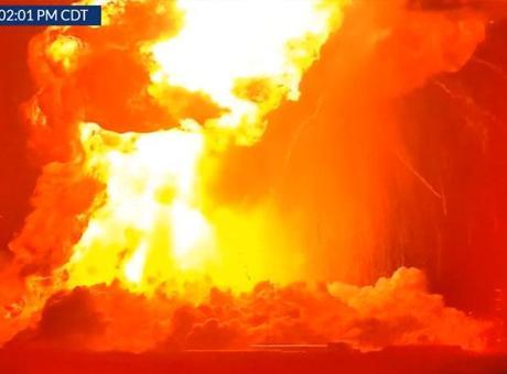 685539be9c73290395406d49 SpaceX’in Starship roketi test sırasında patladı: Patlama anı kameralara yansıdı