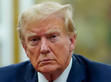 68567b9b582529acd0a4054e Trump, yeniden kendi istihbaratını yalanladı: Ne söylediklerini umursamıyorum!