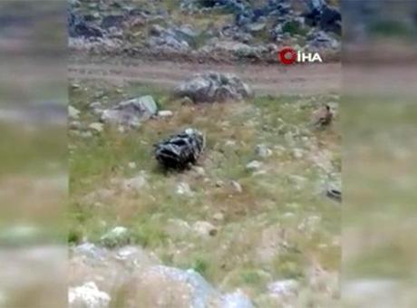 685946e3582529acd0a412d5 Batman'da feci kaza! Bilirkişilerin olduğu araç şarampole yuvarlandı: 3 ölü