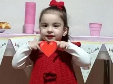 685a88702a1d01c02ccee808 Havuza düşen 3 yaşındaki Nazlı'dan acı haber