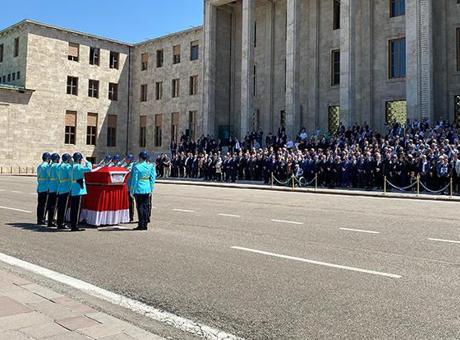 685aa29d280d2d4b642bd9a5 Eski milletvekili İsmail Bilen için Meclis'te cenaze töreni düzenlendi