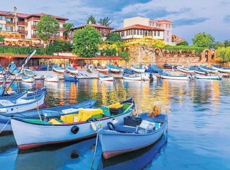 685c16b1e9347e6b90df3849 Karadeniz kıyısında parlayan turizm