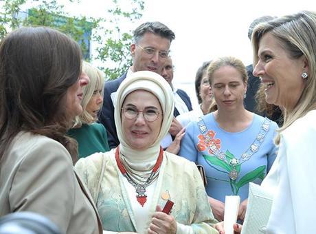 685c1e70e9347e6b90df3896 Emine Erdoğan, Boijmans van Beuningen Depo Müzesi'nde programa katıldı