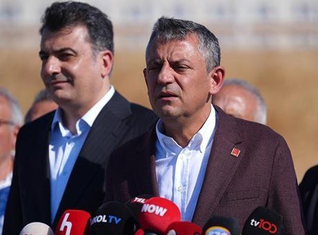 685c3f72280d2d4b642bde53 Özel'den Marmara Cezaevi'nde tutuklu bulunan İmamoğlu'na ziyaret