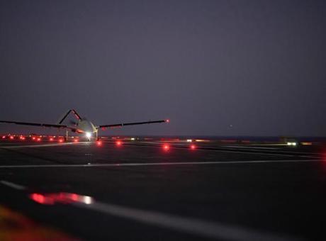 685c5c3fe9347e6b90df3951 Görüntüleri Selçuk Bayraktar paylaştı! Bayraktar TB3: Gece Şahini