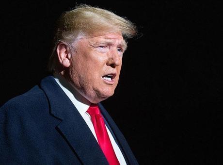 685f1afae9347e6b90df49b5 Trump bir kez daha Fed başkanını hedef aldı
